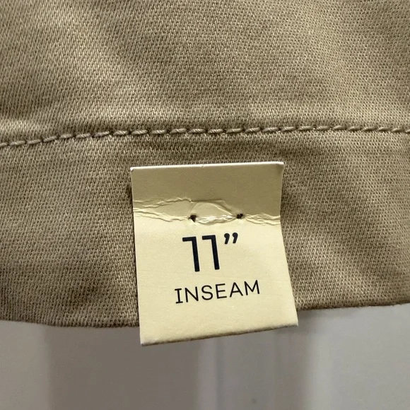 St. John's Bay  🆕 Women’s Mid-Rise Bermuda Shorts Size 8. 🆕🆕 - Picture 6 of 13